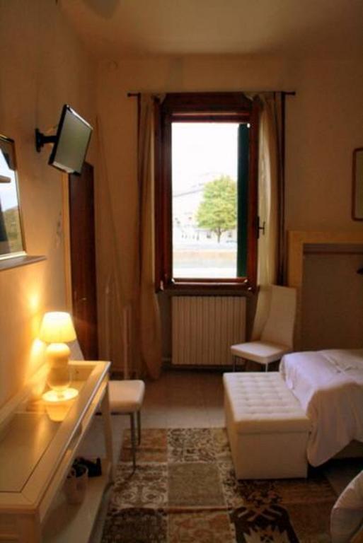 Sottoriva36 Bed and Breakfast Verona Kamer foto